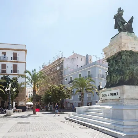 Apartment El Balcon De Moret By Cadiz4Rentals